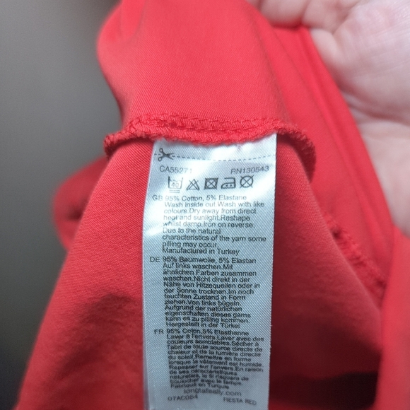 3 for $20 Bundle Sale! LTSbasics Red Short-Sleeve T-Shirt Women's Size M - Picture 3 of 4